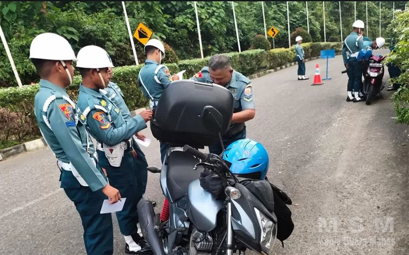 POM Lantamal II Padang Razia Kelengkapan Kendaraan - Mahesa Media ...